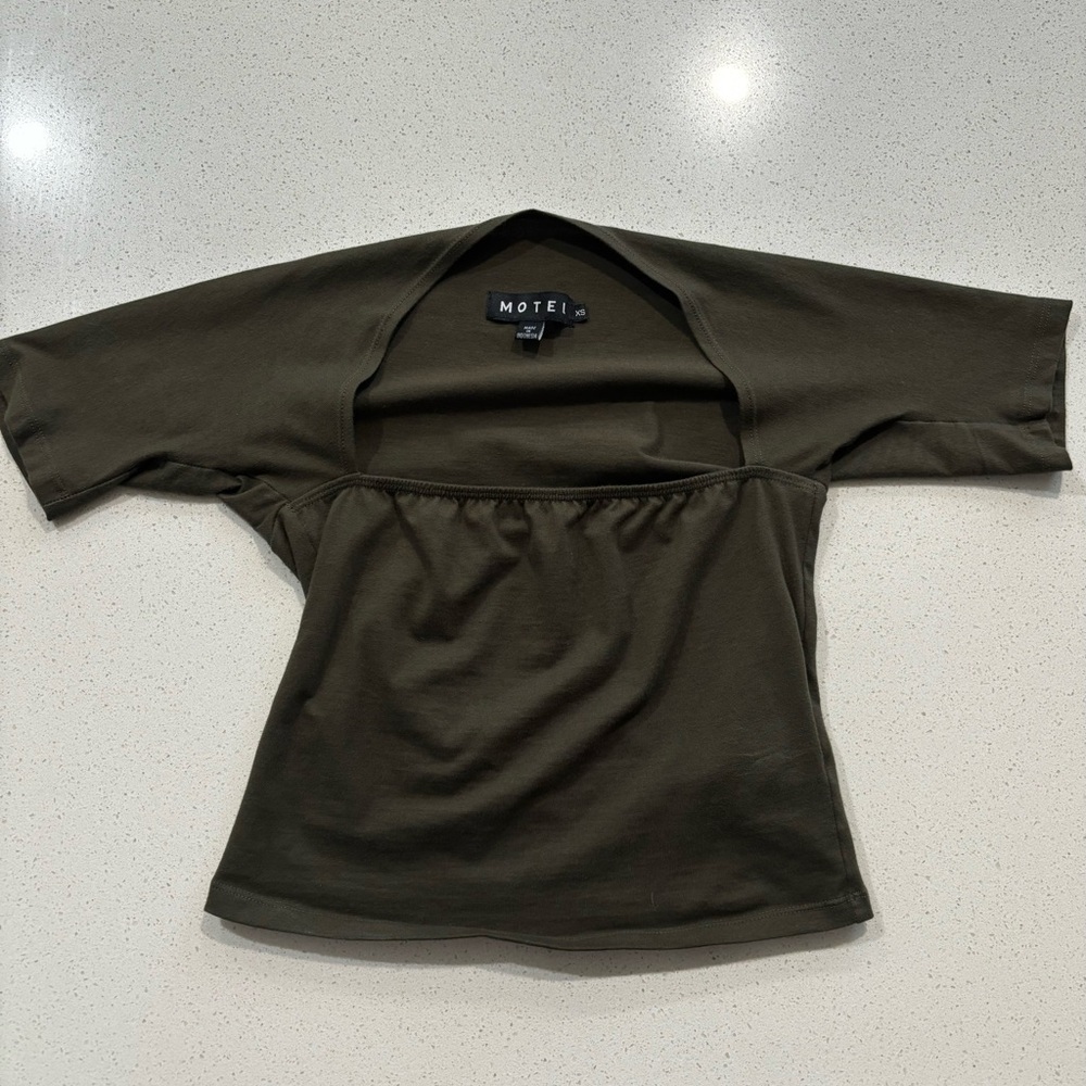 Motel Rocks Dark Green Top - Picture 2 of 3